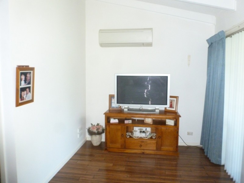 139 LONG STREET, Boorowa NSW 2586
