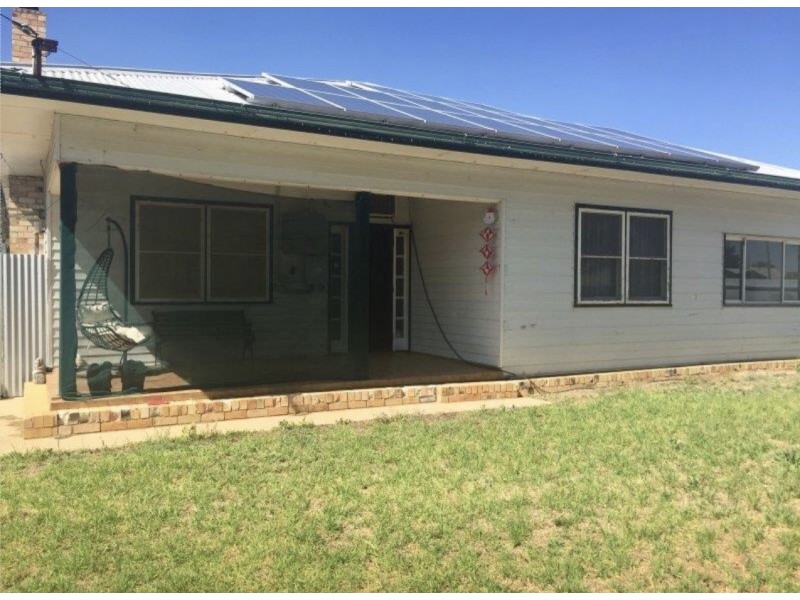 440 Macauley Street, Hay NSW 2711