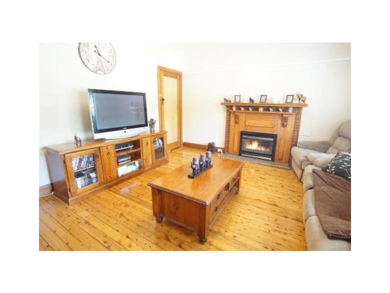 132 Audley Street, Narrandera NSW 2700