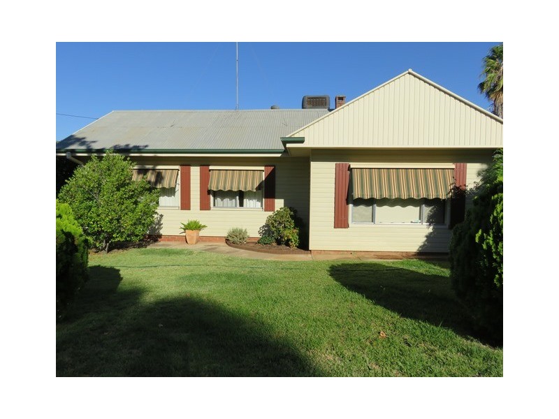 6 Jonsen, Narrandera NSW 2700