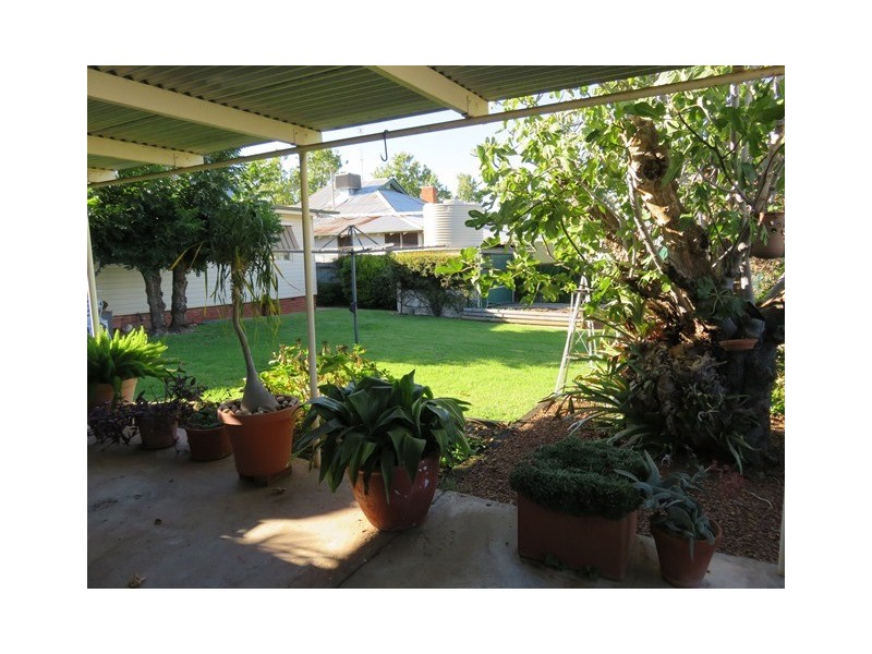6 Jonsen, Narrandera NSW 2700