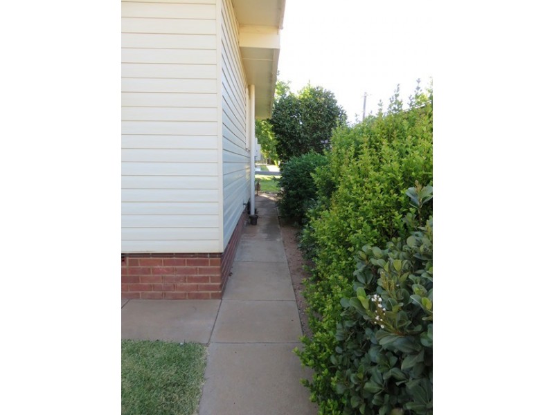 6 Jonsen, Narrandera NSW 2700