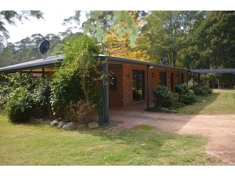 903 Great Alpine Road, Freeburgh VIC 3741