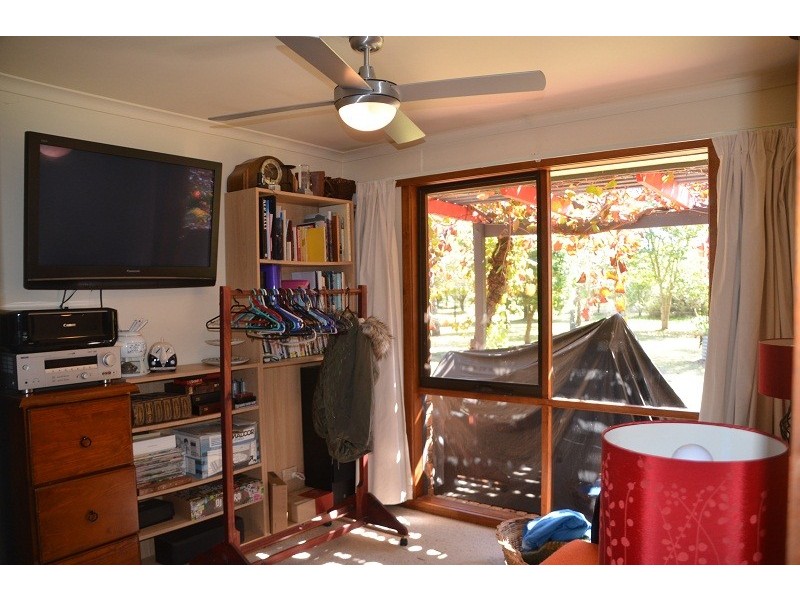 903 Great Alpine Road, Freeburgh VIC 3741