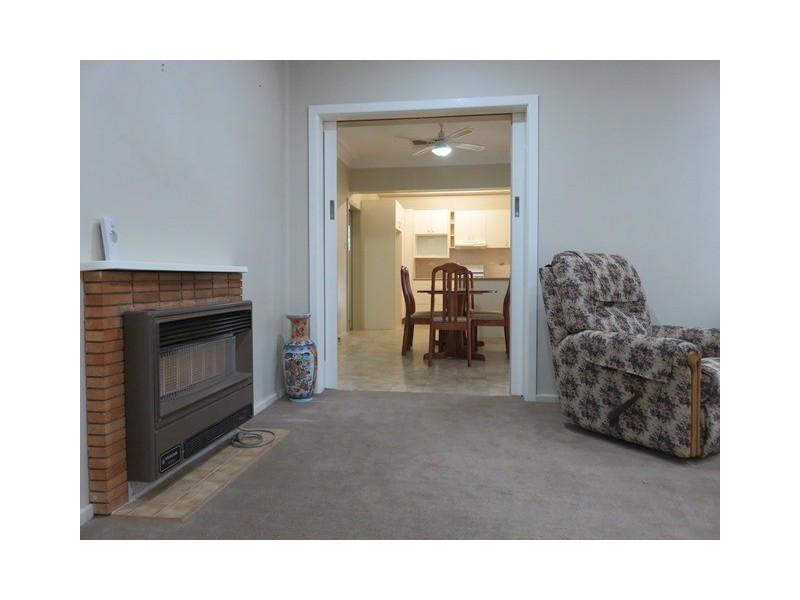 30 Douglas Street, Narrandera NSW 2700