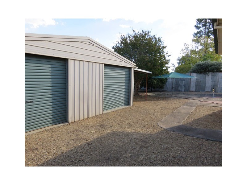 30 Douglas Street, Narrandera NSW 2700