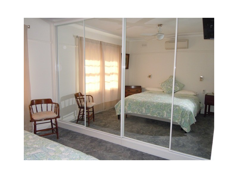 36 Riverine Street, Narrandera NSW 2700