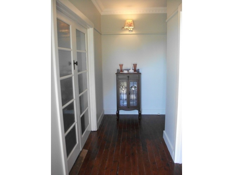 36 Riverine Street, Narrandera NSW 2700