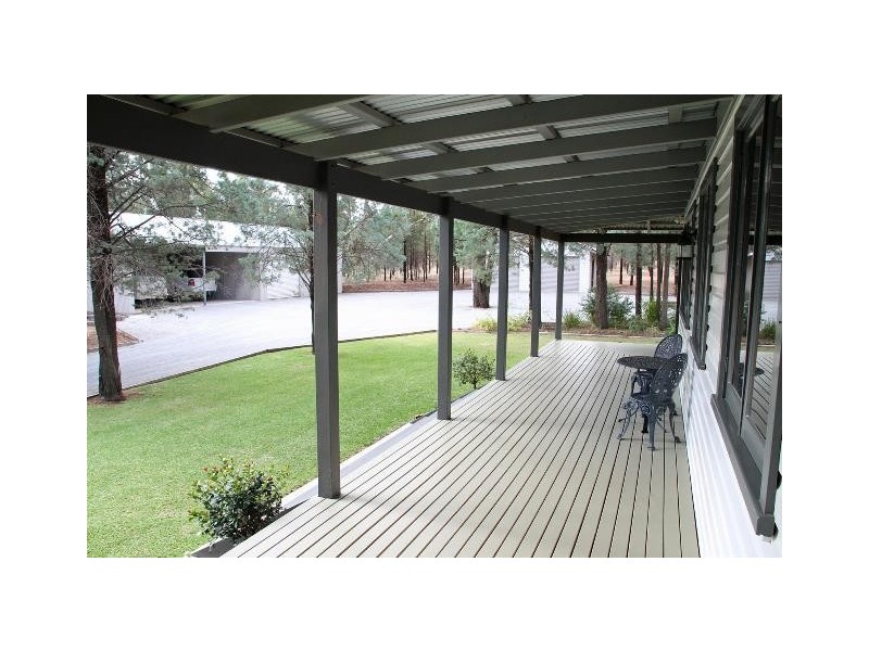 - Cnr River Street/Watermain, Narrandera NSW 2700