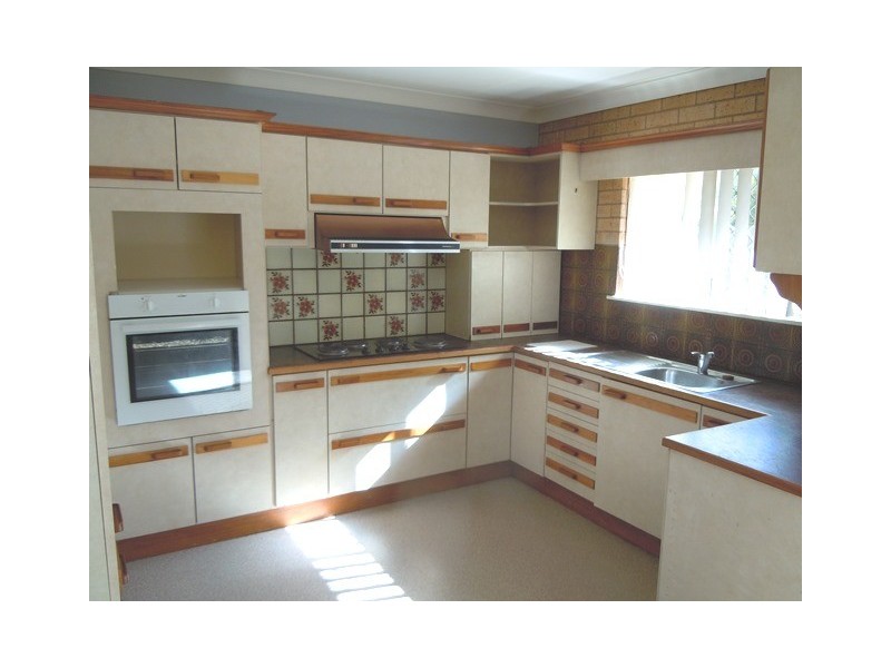 87 Douglas Street, Narrandera NSW 2700