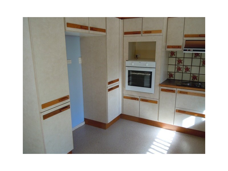 87 Douglas Street, Narrandera NSW 2700