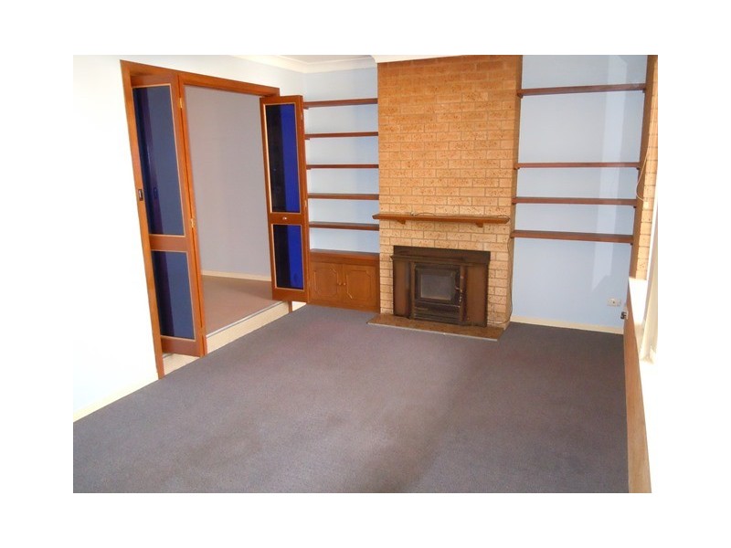 87 Douglas Street, Narrandera NSW 2700