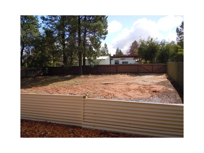 87 Douglas Street, Narrandera NSW 2700