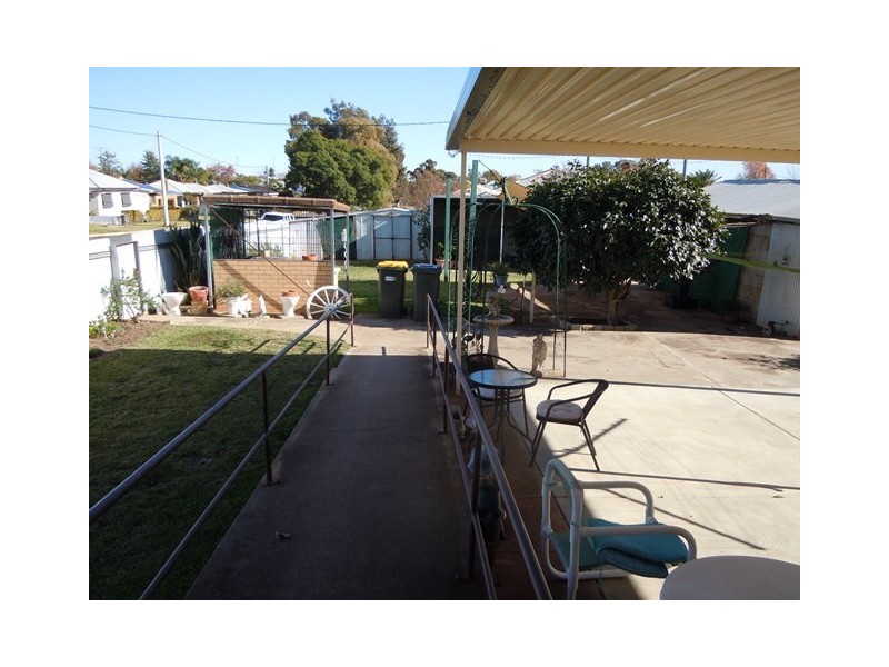 24 Argyle Street, Narrandera NSW 2700