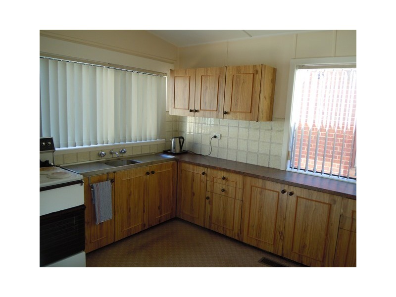 24 Argyle Street, Narrandera NSW 2700