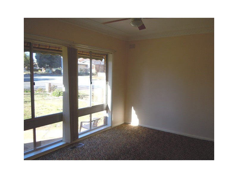 24 Argyle Street, Narrandera NSW 2700