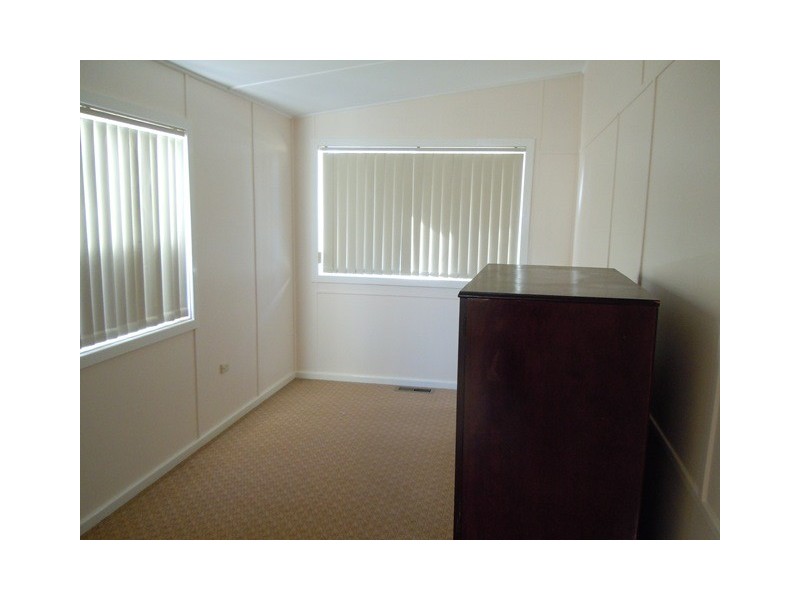 24 Argyle Street, Narrandera NSW 2700