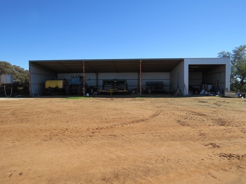 666 Lindifferon Lane, Deniliquin NSW 2710