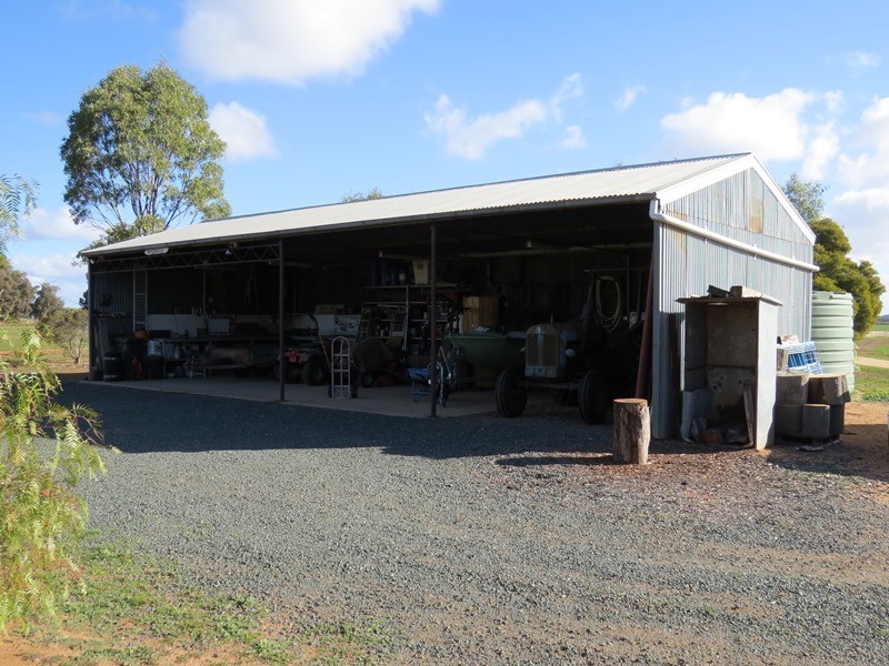83 Hogans Lane, Deniliquin NSW 2710