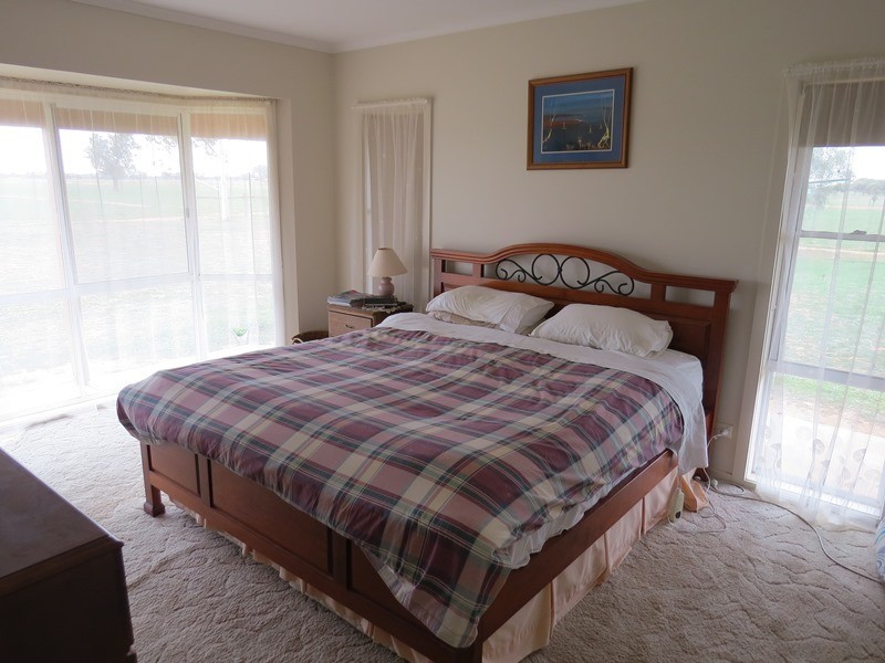 83 Hogans Lane, Deniliquin NSW 2710