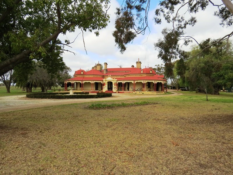 123 Yarrawonga Road, Berrigan NSW 2712