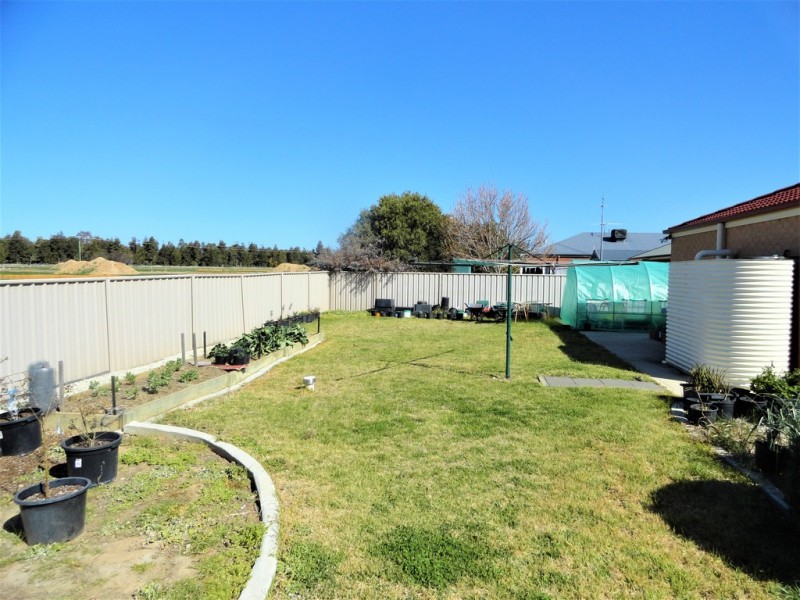 8 Ebenezer Court, Walla Walla NSW 2659
