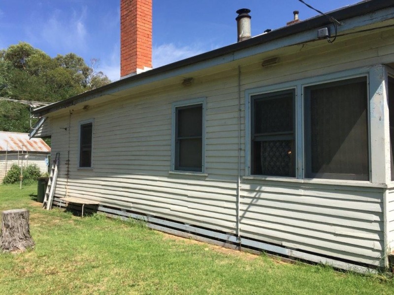 1 Jobling Street, Bethanga VIC 3691