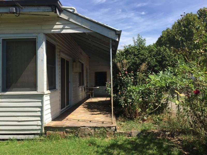 1 Jobling Street, Bethanga VIC 3691