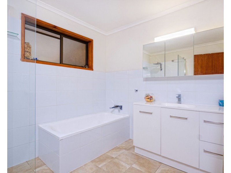 3137 River Road, Jingellic NSW 2642