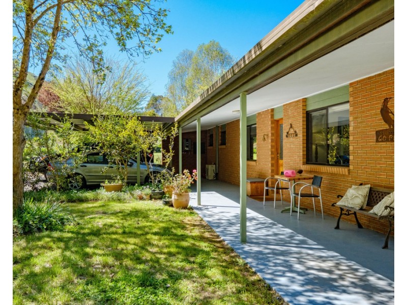 3137 River Road, Jingellic NSW 2642