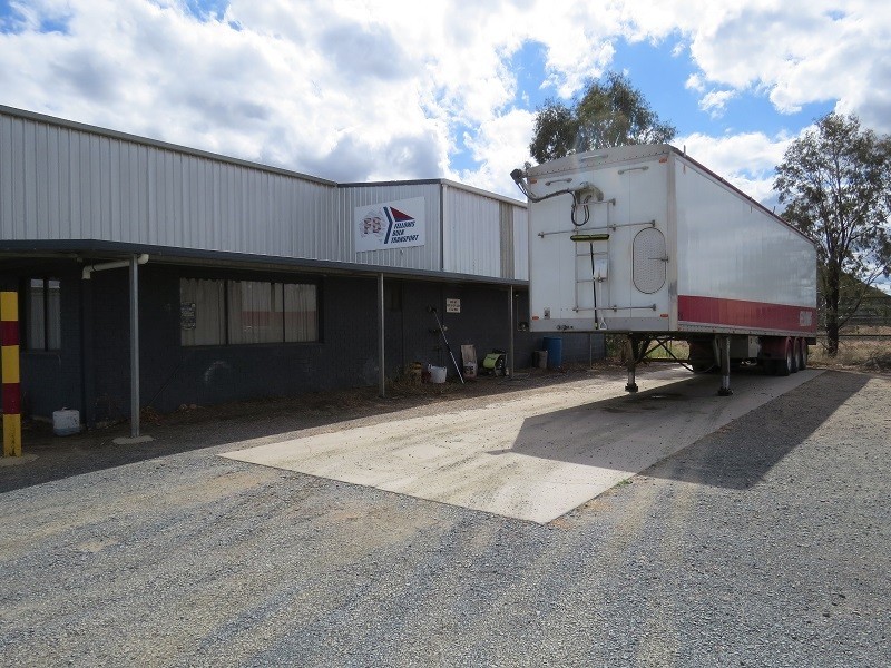151-153 Napier Street, Deniliquin NSW 2710