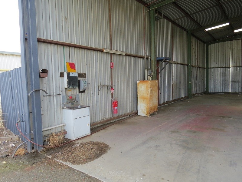 151-153 Napier Street, Deniliquin NSW 2710