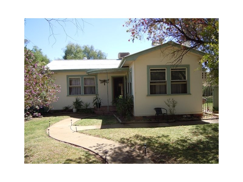 177 Audley Street, Narrandera NSW 2700