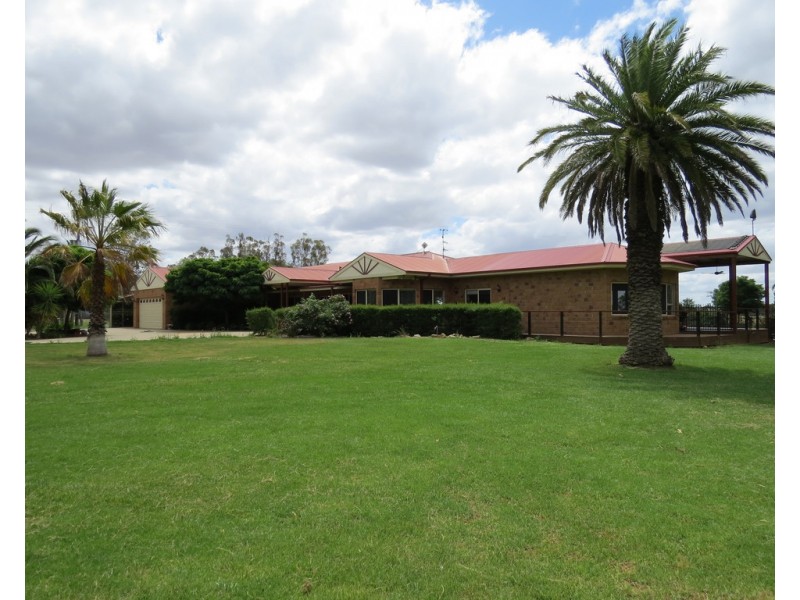 201 Four Post Road, Deniliquin NSW 2710
