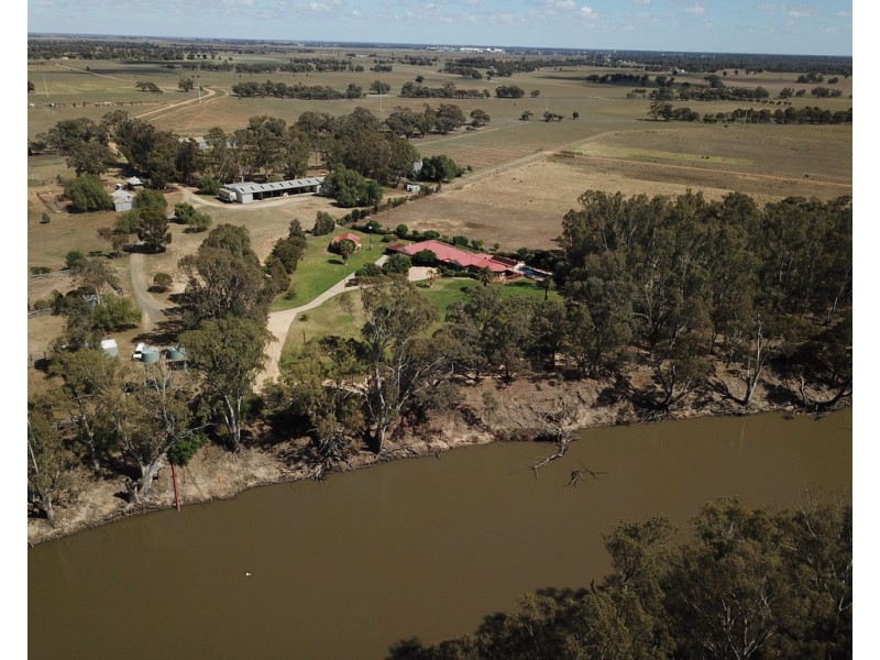 201 Four Post Road, Deniliquin NSW 2710