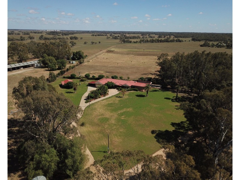 201 Four Post Road, Deniliquin NSW 2710