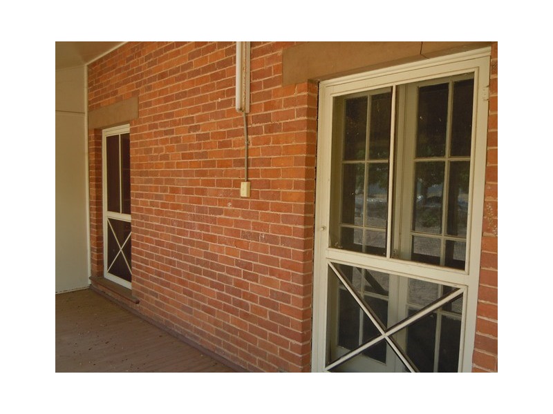 14 Argyle Street, Narrandera NSW 2700