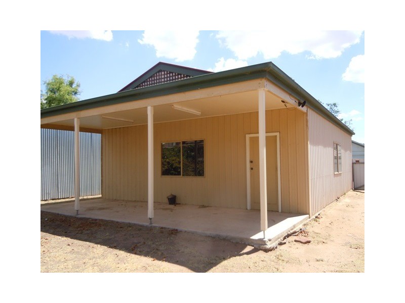 14 Argyle Street, Narrandera NSW 2700