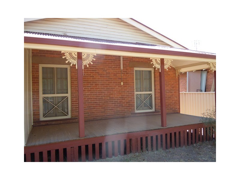 14 Argyle Street, Narrandera NSW 2700