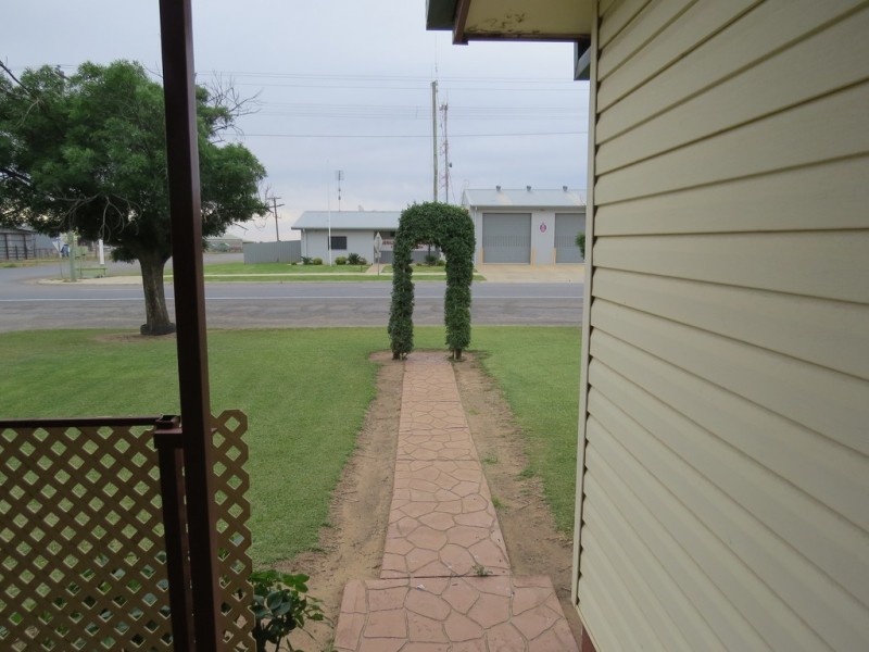 30 Southey Street, Jerilderie NSW 2716