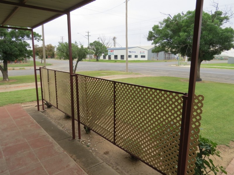 30 Southey Street, Jerilderie NSW 2716