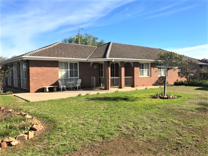 75 Princess Street, Urana NSW 2645
