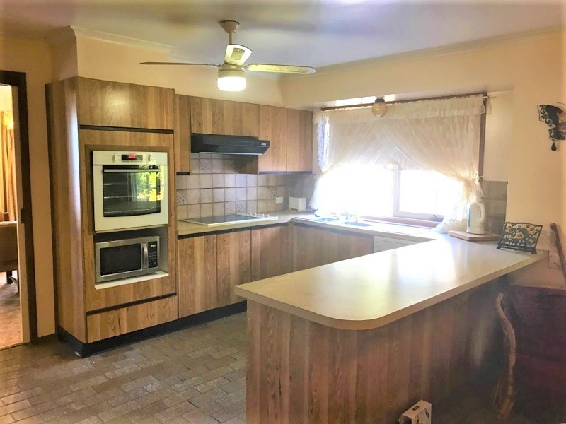 75 Princess Street, Urana NSW 2645