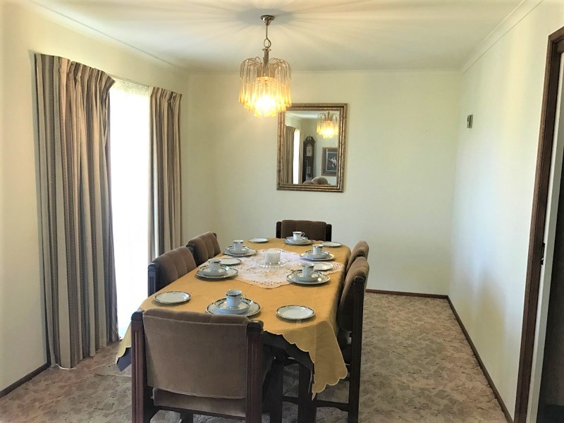 75 Princess Street, Urana NSW 2645