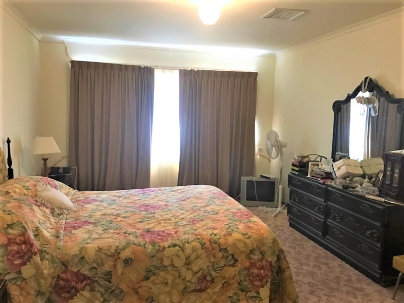 75 Princess Street, Urana NSW 2645