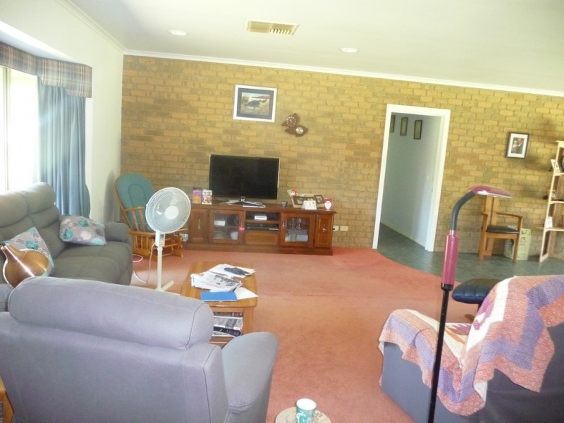 241 McIntyre Road, Cobram VIC 3644
