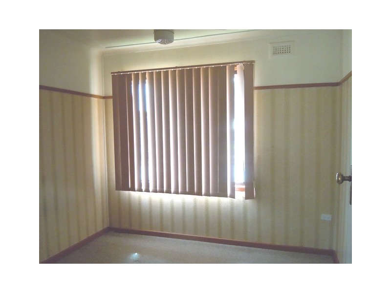 4 Midgeon Street, Narrandera NSW 2700