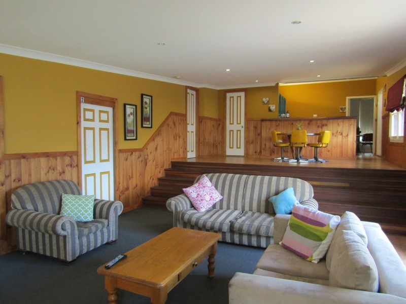 22 Peters Street, Narrandera NSW 2700