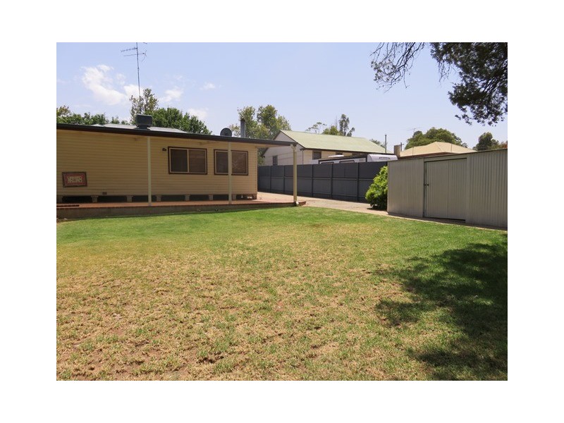 22 Peters Street, Narrandera NSW 2700