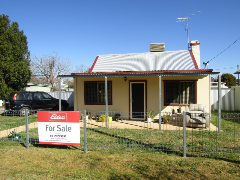 36 Grosvenor Street, Narrandera NSW 2700